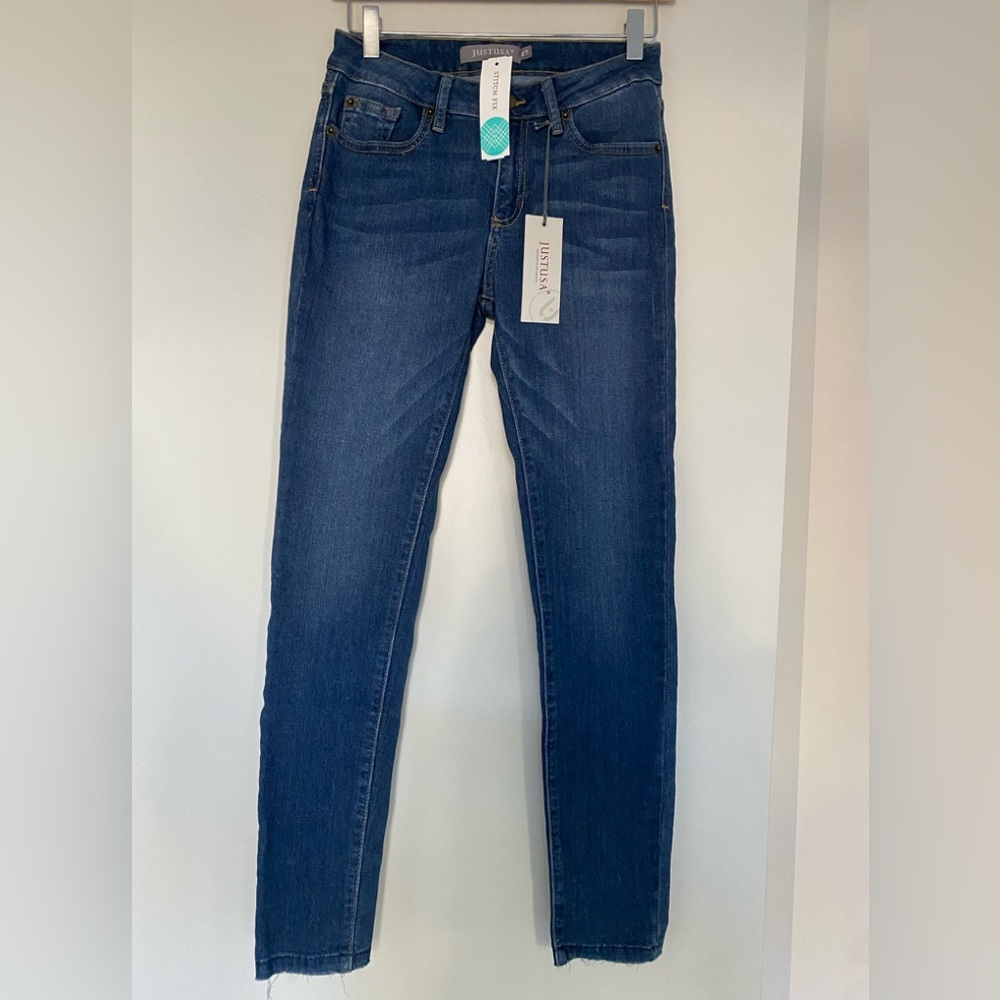NWT Just USA Vale Skinny Scissor Hem Jean